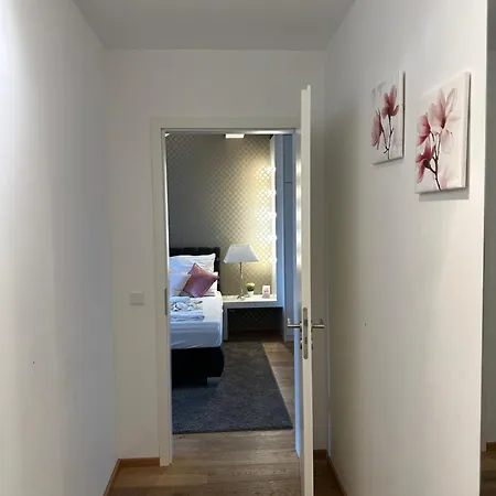 Haven - Helvetia Düsseldorf